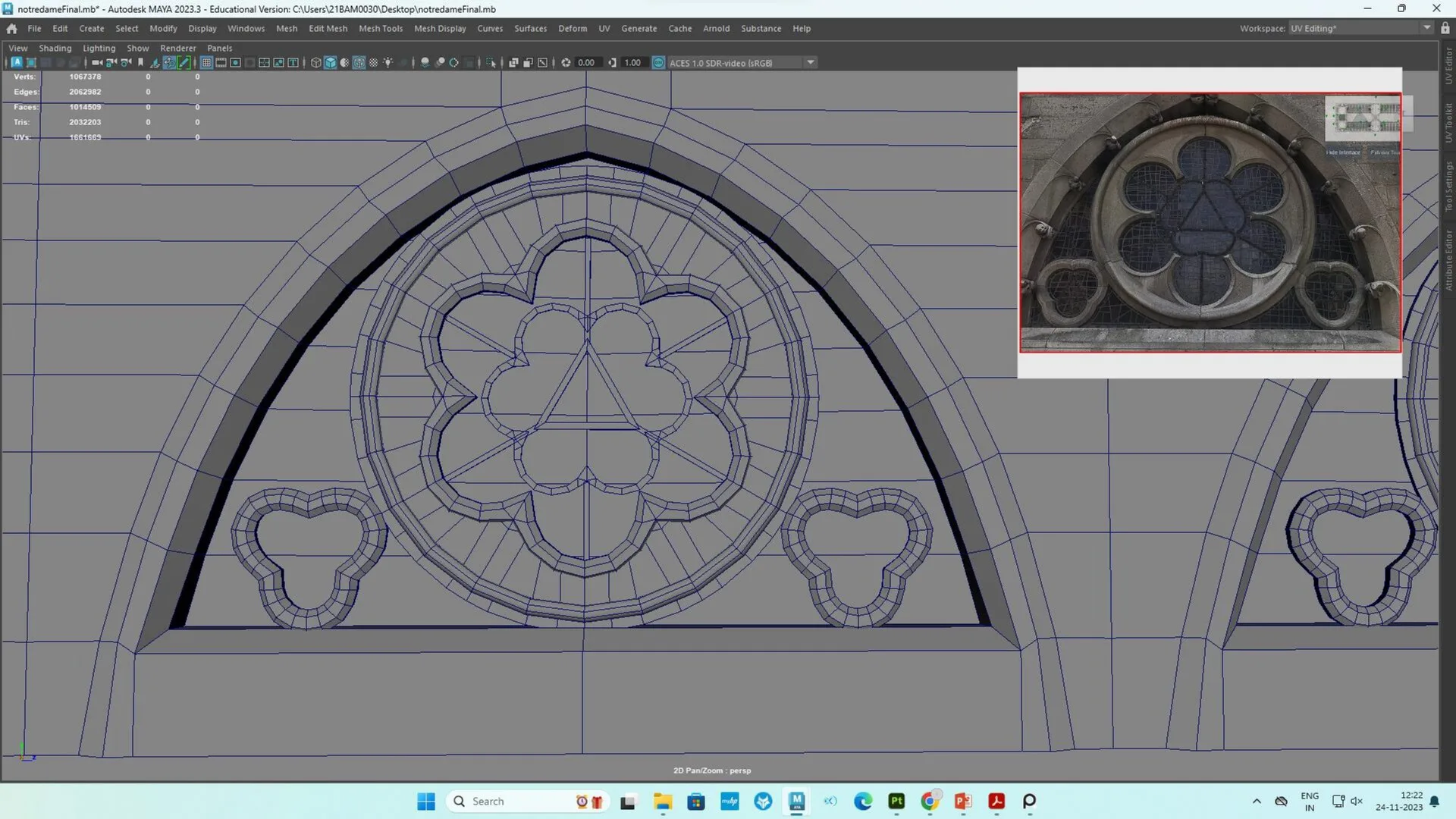 Close-up of the 3D mesh topology for the triforium rose windows of Notre Dame, featuring a reference photo.